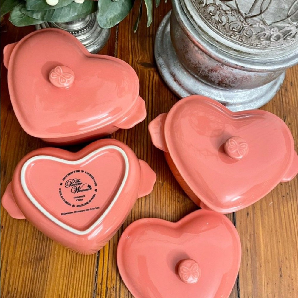 New Pioneer Woman Mini Heart Shaped Ceramic Baking Dish Set, Pink